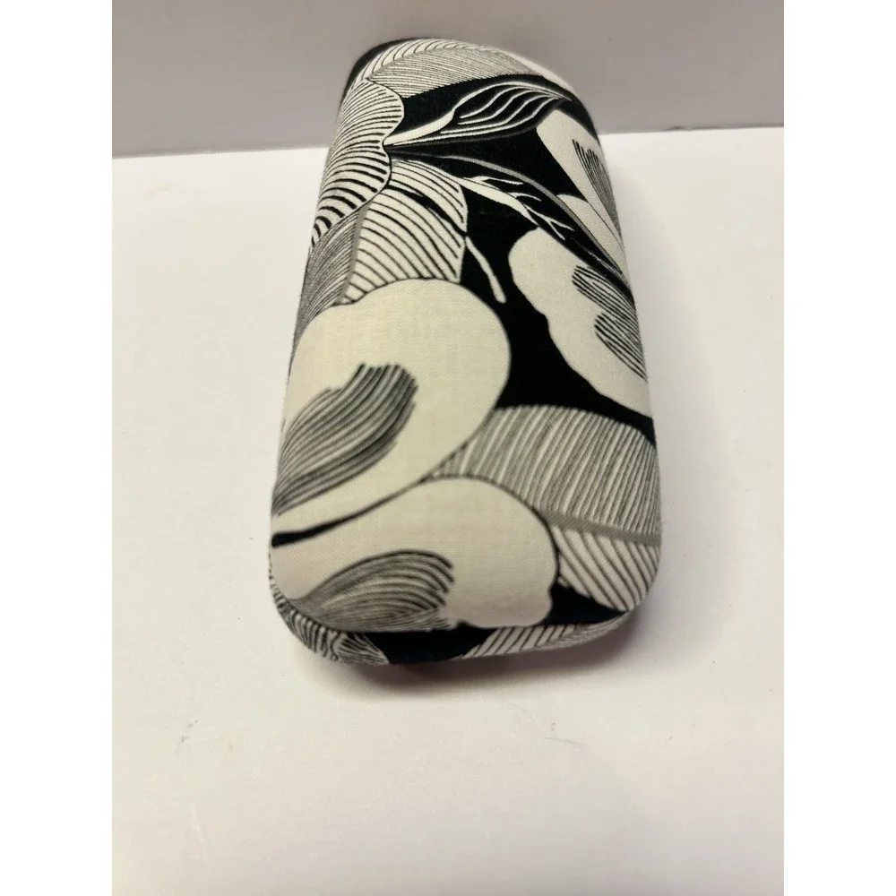 Vera Bradley Black White Floral Hard Shell‎ Eyeglass Case Clamshell Protector